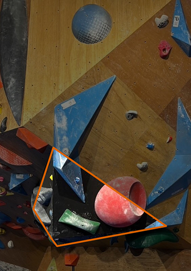 【受注】２個セット クライミングホールド ハリボテclimbing volume climbhold32_rk.jpg
